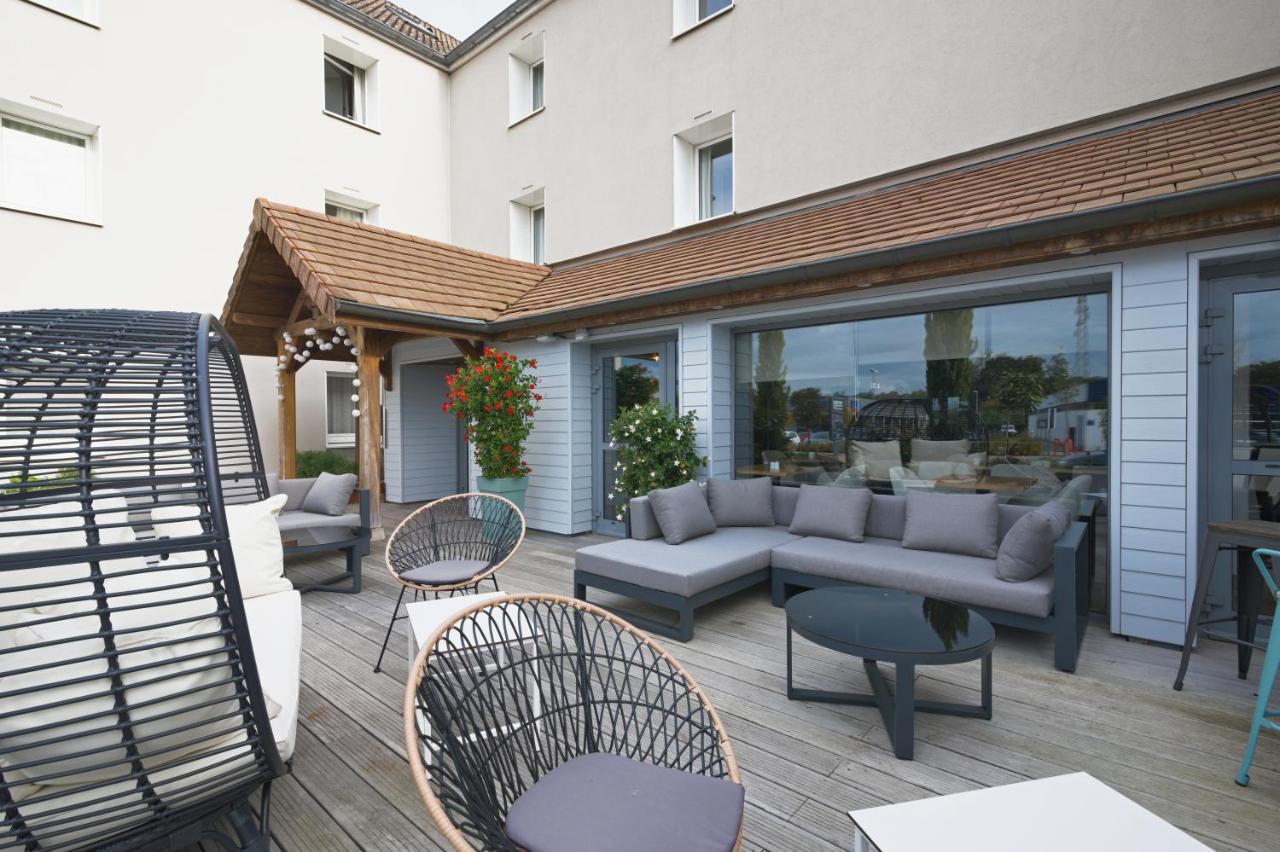 Les Suites - Konine 4 - Hotel & Bar & Restaurant Montceau-les-Mines Buitenkant foto
